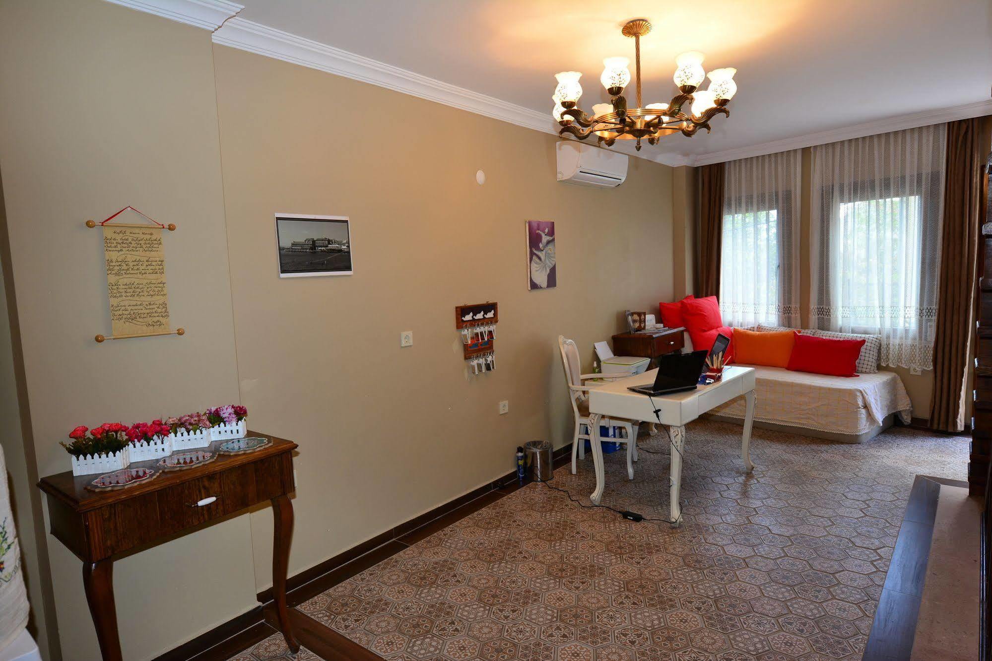 Hayriye Hanim Ege Ayvalı Exterior foto