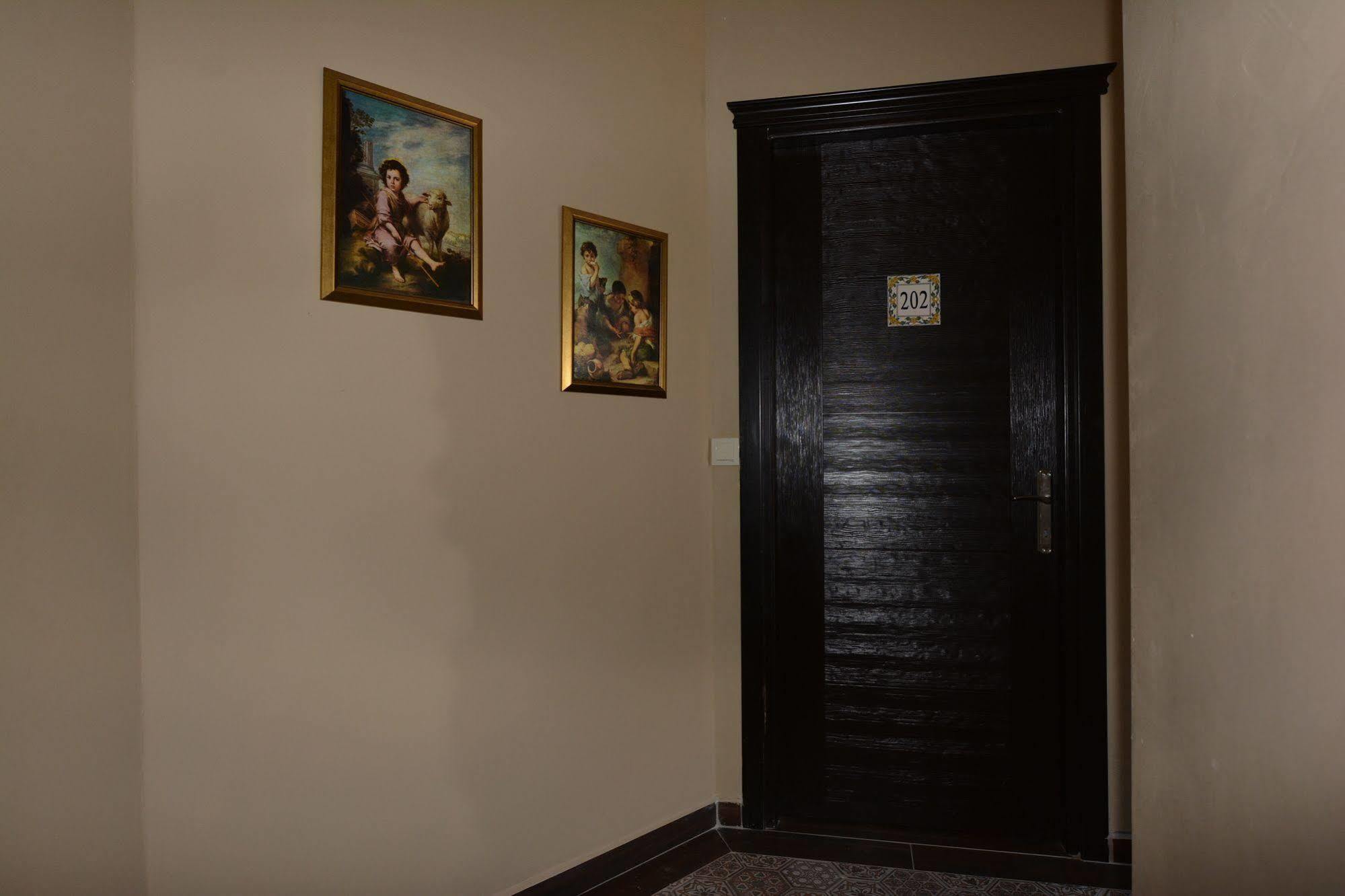 Hayriye Hanim Ege Ayvalı Exterior foto