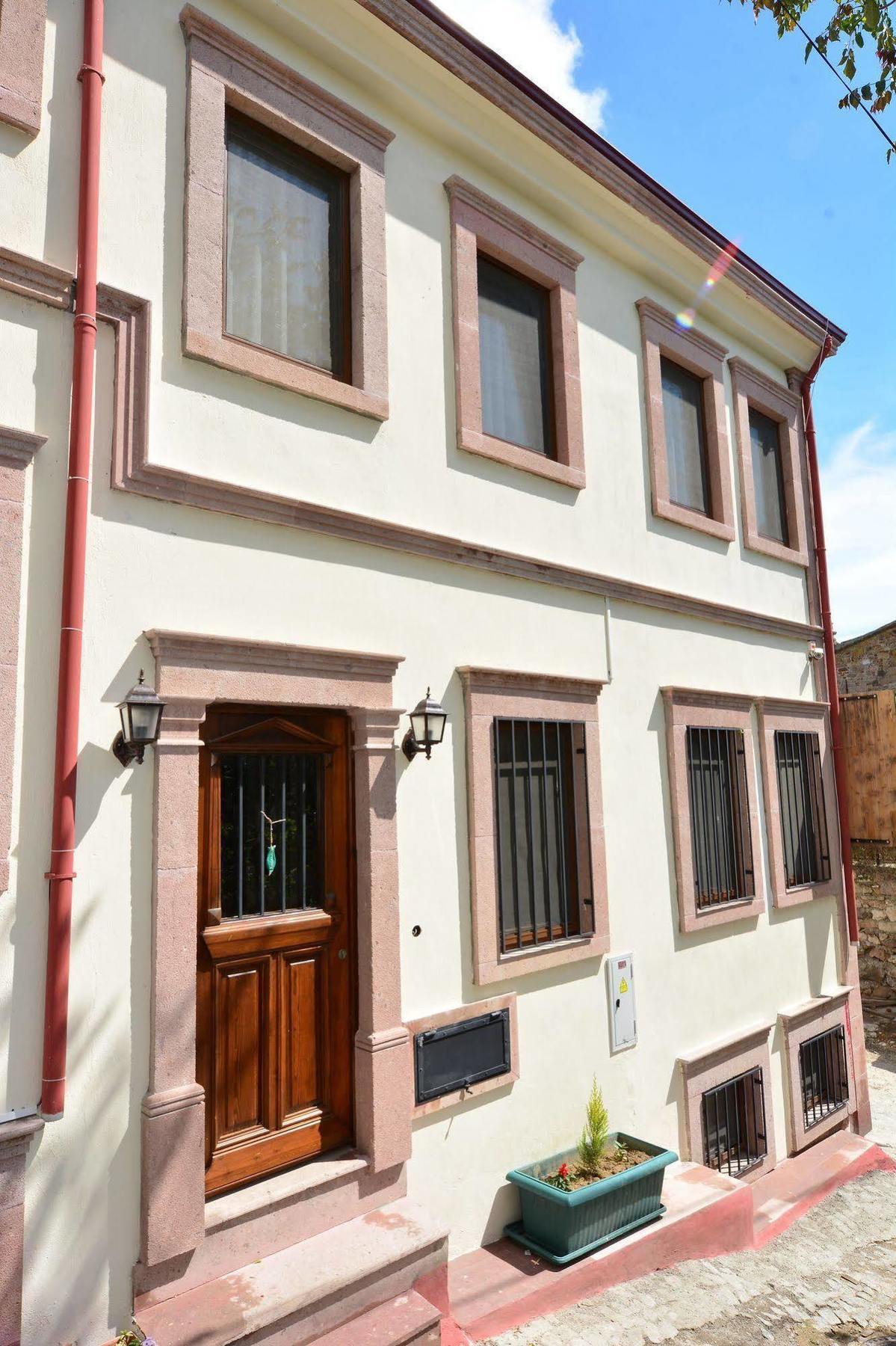Hayriye Hanim Ege Ayvalı Exterior foto