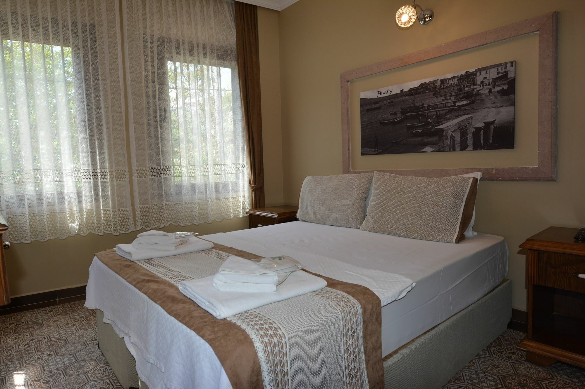 Hayriye Hanim Ege Ayvalı Exterior foto