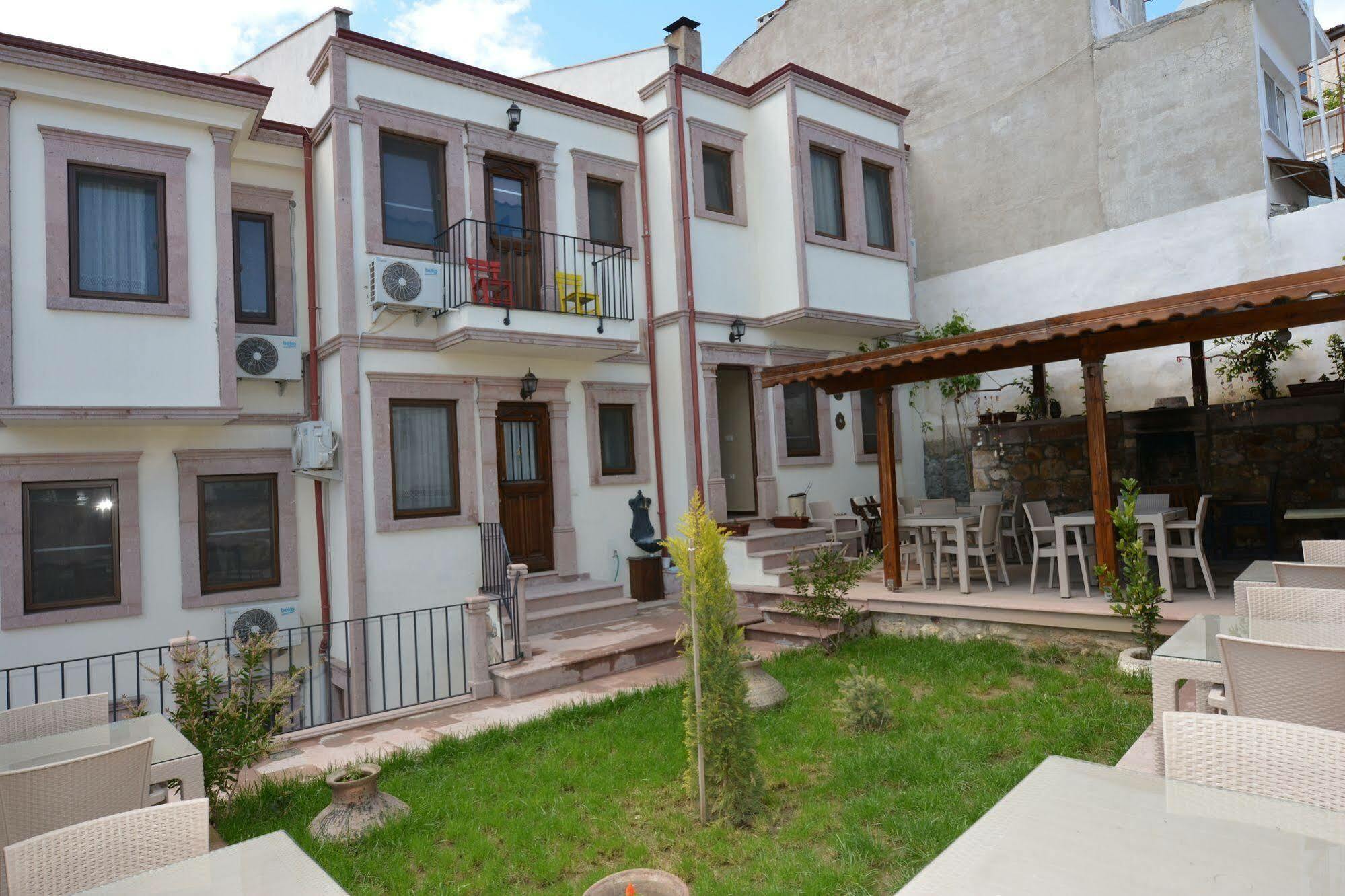 Hayriye Hanim Ege Ayvalı Exterior foto